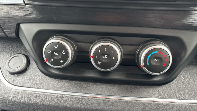 Nissan Primastar 28 L1 Diesel 2.0 dCi 130ps H1 Tekna Van